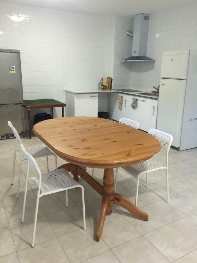 Lori Hostel Bobigny Luaran gambar